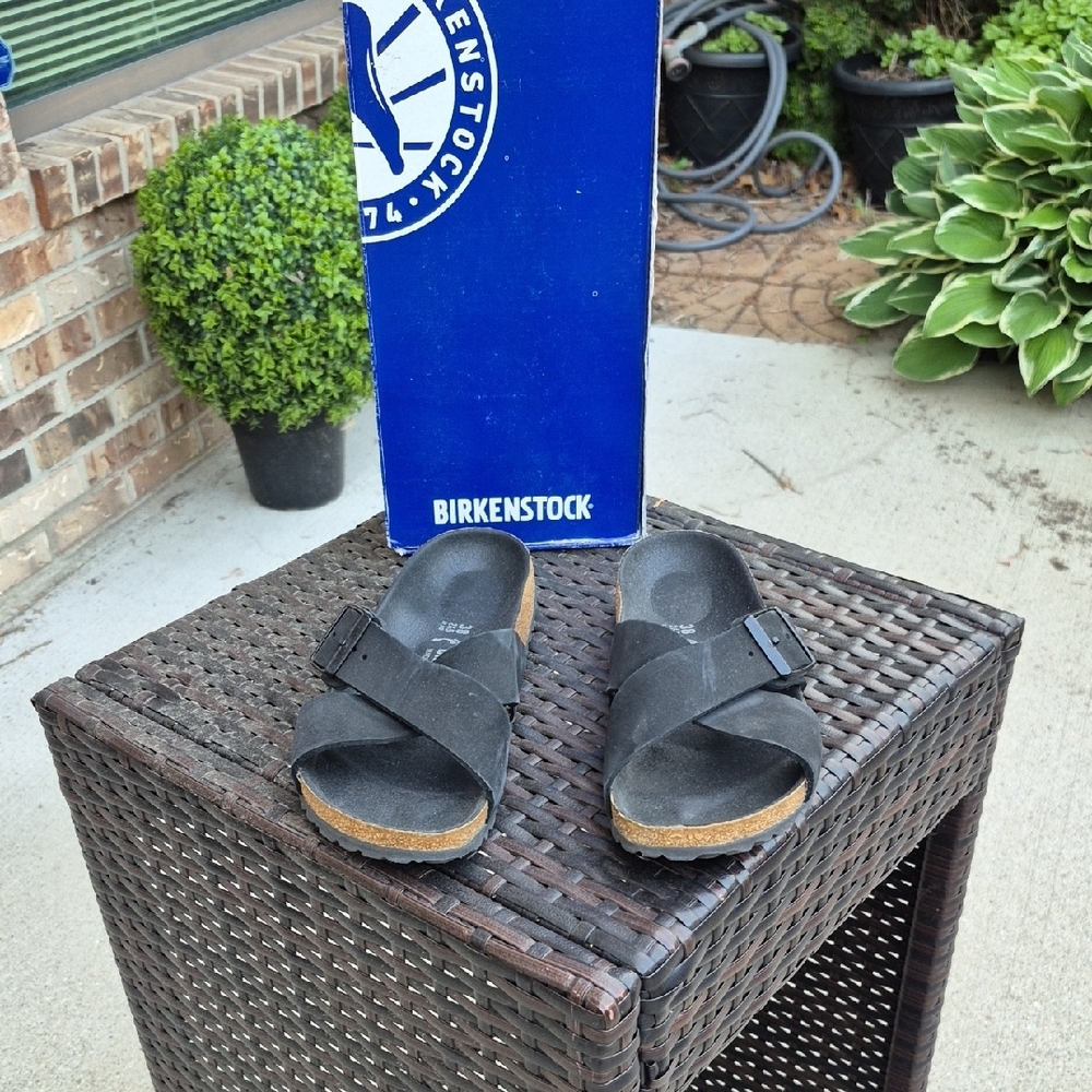 Birkenstock Black Cross-Strap Sandals - Picture 2 of 10